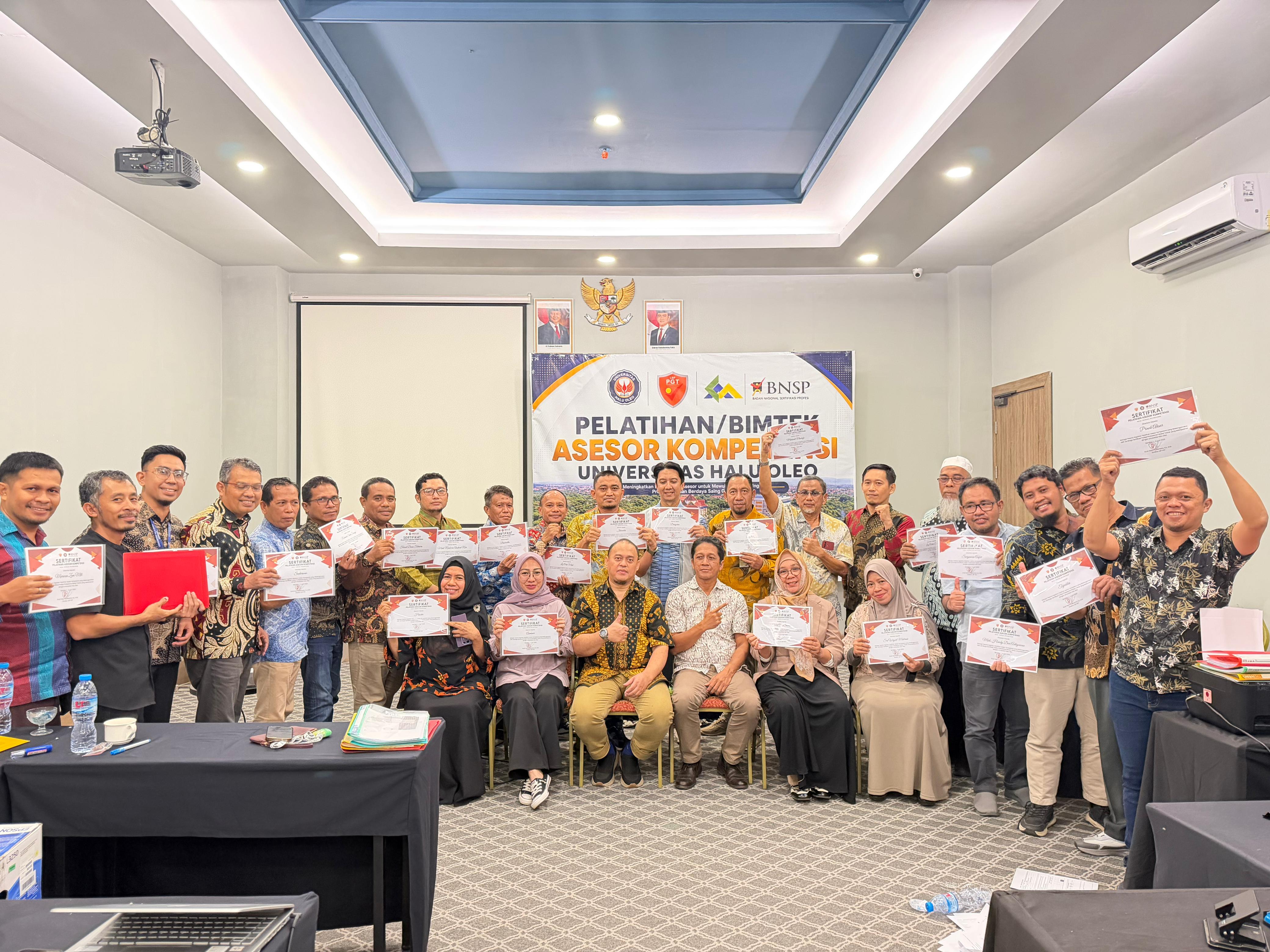 Bimtek Asesor Kompetensi Universitas Halu Oleo